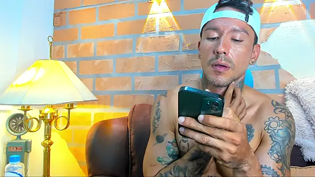 Dylanstonne online show from 03/01/25, 01:32