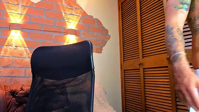 Dylanstonne online show from 01/11/26, 02:49