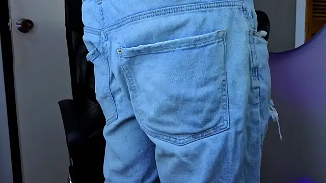 Dylanstonne online show from 01/13/26, 02:17