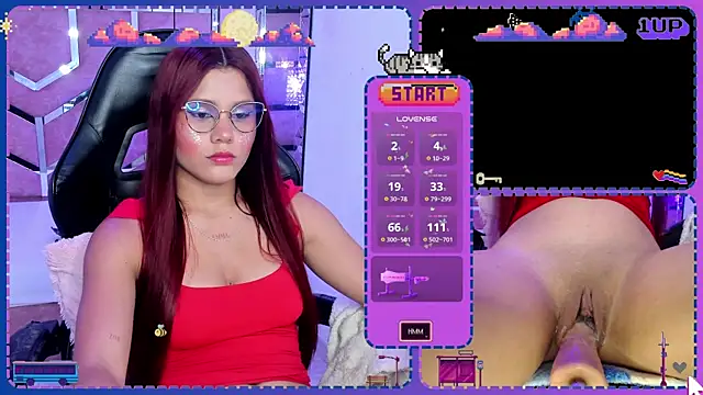 Snapshot of Sara-Hill chatting on 12/14/24, 08:08 Sara-Hill online show from 12/14/24, 08:08