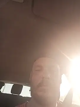 WadedGuzzling online show from 08/06/26, 05:37