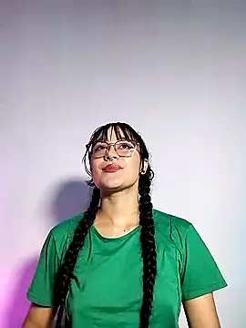 chunn liioo online show from 02/01/25, 04:44