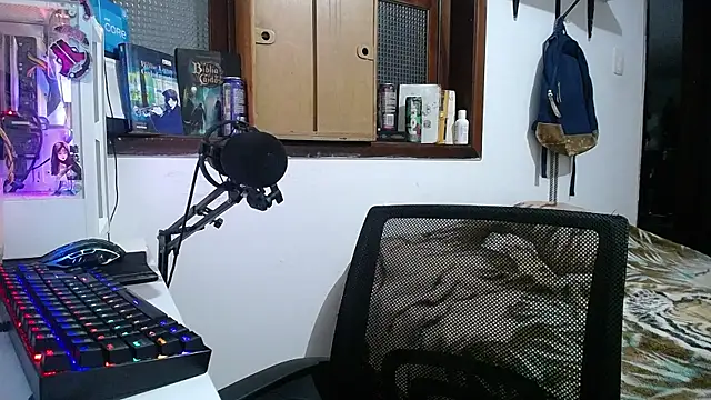esjrobles online show from 01/31/25, 03:30