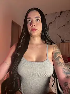 Pink Jazmin online show from 07/10/26, 01:21