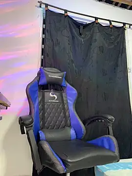 Aangelhot online show from 02/26/25, 02:37