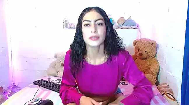 Snapshot of kendall-storm chatting on 02/03/25, 02:14 kendall-storm online show from 02/03/25, 02:14