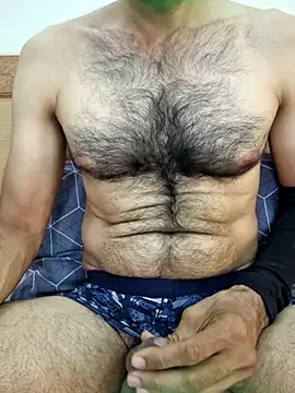Snapshot of hard___cock chatting on 05/31/26, 10:22 hard cock online show from 05/31/26, 10:22