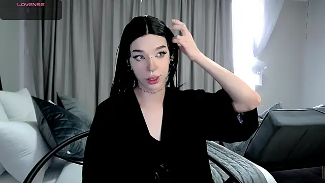 Dasha M online show from 01/12/26, 11:04