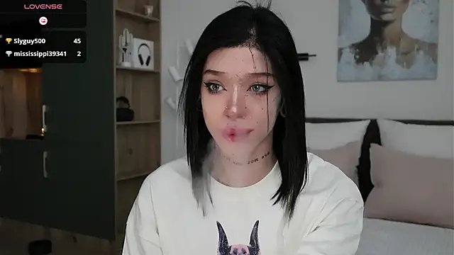 Snapshot of Dasha_M chatting on 07/04/26, 12:55 Dasha M online show from 07/04/26, 12:55