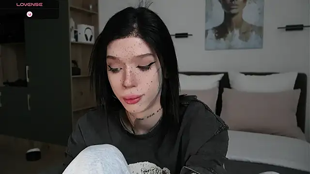 Snapshot of Dasha_M chatting on 07/07/26, 11:47 Dasha M online show from 07/07/26, 11:47