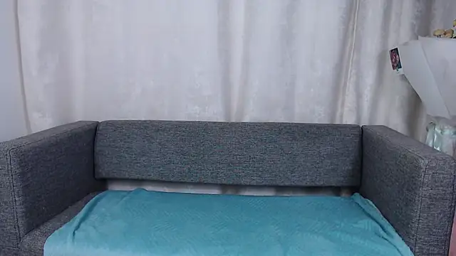 bellaa love  online show from 11/14/25, 12:09