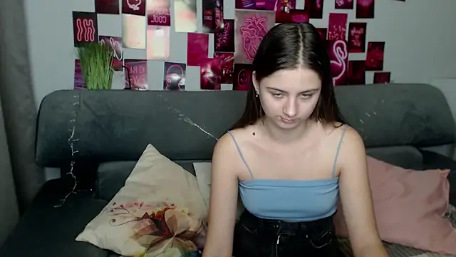 MilanaRoza online show from 10/12/25, 05:01