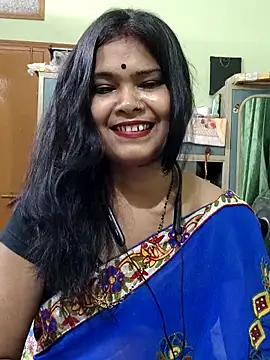 yoursweety09 online show from 10/28/25, 01:58