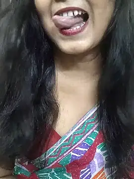 yoursweety09 online show from 07/18/26, 07:34