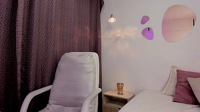 Vioolletta online show from 10/03/25, 07:00