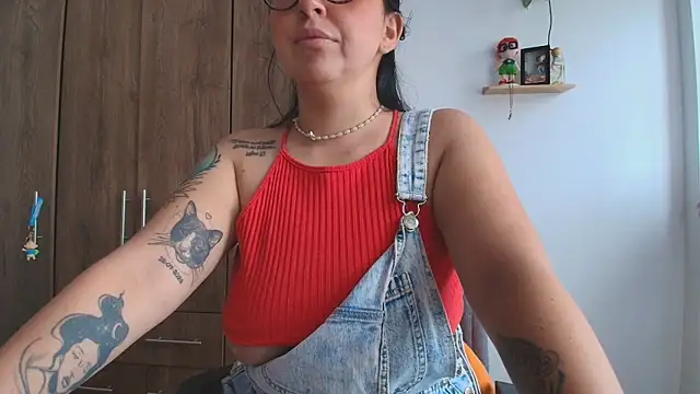 Vioolletta online show from 04/16/26, 07:58