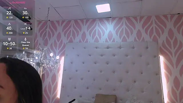 SashaDurante online show from 11/19/25, 12:27