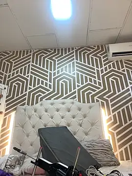 Snapshot of SashaDurante chatting on 02/07/26, 12:20 SashaDurante online show from 02/07/26, 12:20