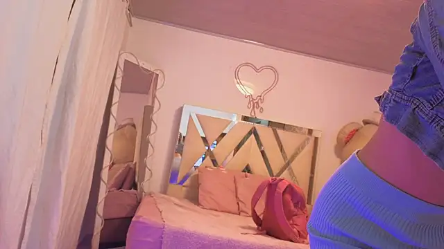 Laylafoxy tay online show from 11/08/25, 03:29