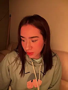 Im Valen Cute online show from 09/19/25, 02:24