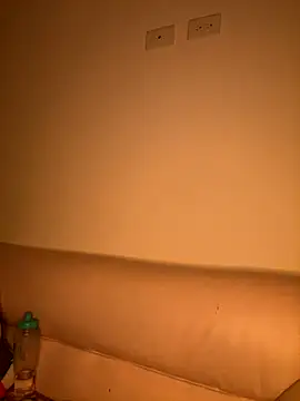 Im Valen Cute online show from 10/04/25, 02:31