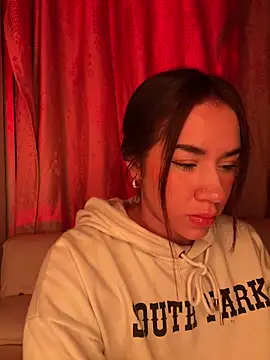 Im Valen Cute online show from 04/11/26, 03:55