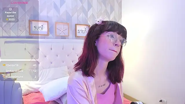 Snapshot of Nastya_Fantasy chatting on 02/12/25, 10:26 Nastya Fantasy online show from 02/12/25, 10:26