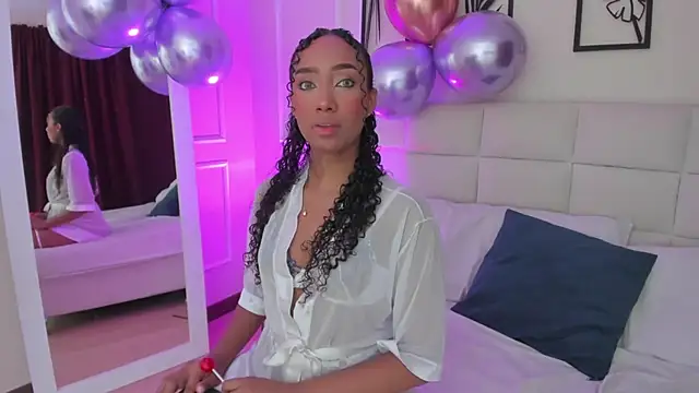 Amber  Sanchez online show from 01/18/25, 02:47