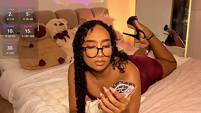 Amber  Sanchez online show from 10/18/25, 02:25