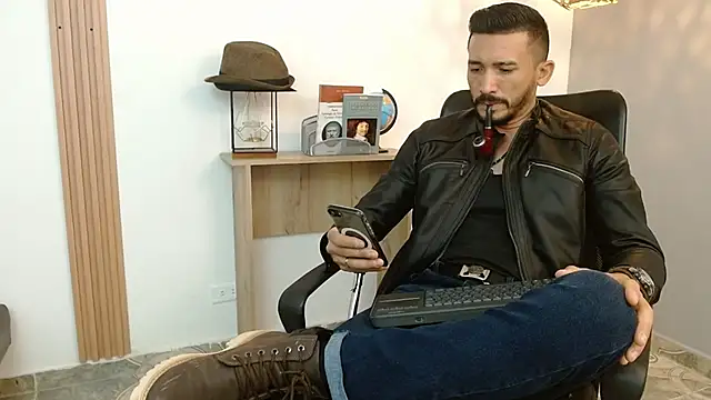 Reiko 85  online show from 02/15/25, 07:28