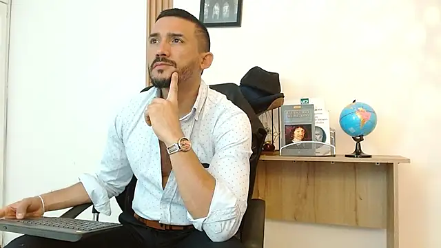 Reiko 85  online show from 09/12/25, 02:39