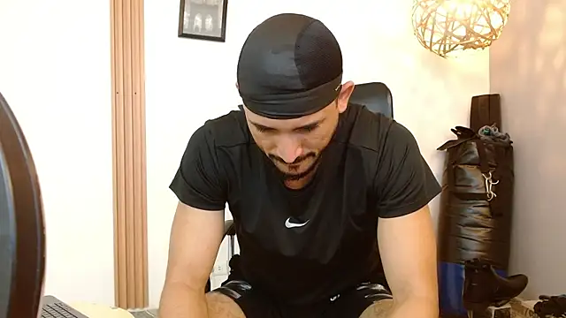 Reiko 85  online show from 09/15/25, 02:39