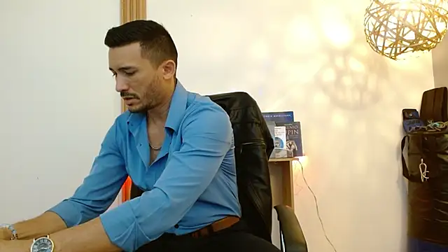 Reiko 85  online show from 11/10/25, 02:49