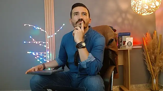 Reiko 85  online show from 03/05/26, 07:21