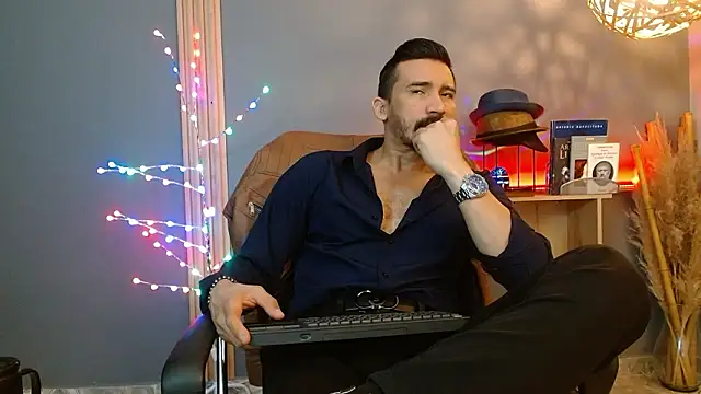 Reiko 85  online show from 03/06/26, 02:35