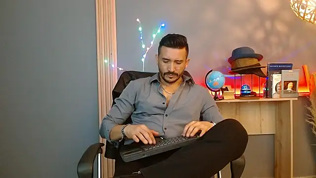 Reiko 85  online show from 03/19/26, 02:32