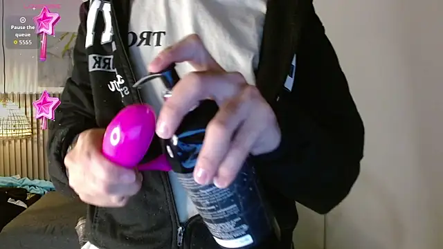 Dyla n18 online show from 03/15/26, 08:15