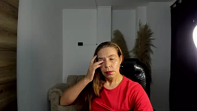 Milf karlye online show from 04/11/26, 03:22