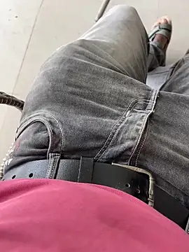 deshi boybig online show from 11/01/25, 09:33