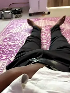 deshi boybig online show from 11/18/25, 08:30