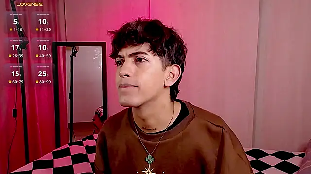 Snapshot of teobowny_ chatting on 01/04/25, 02:04 teobowny online show from 01/04/25, 02:04