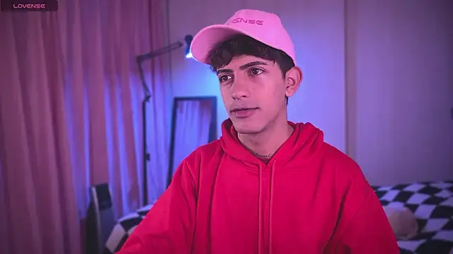 Snapshot of teobowny_ chatting on 01/31/25, 01:45 teobowny online show from 01/31/25, 01:45