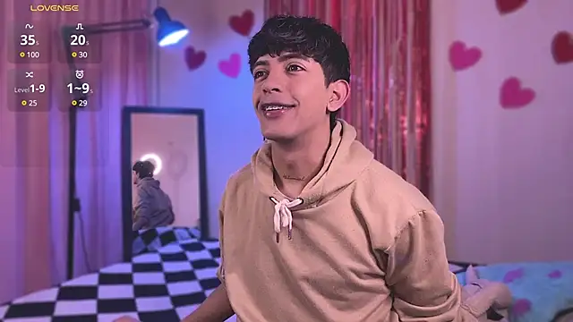 Snapshot of teobowny_ chatting on 02/07/25, 02:26 teobowny online show from 02/07/25, 02:26