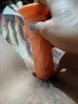 Vanessagirld online show from 02/05/25, 01:58