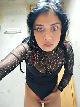 Vanessagirld online show from 01/12/26, 03:56