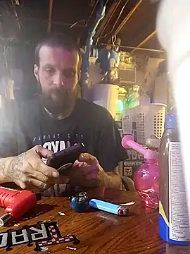 Whipit323 online show from 12/22/24, 11:22