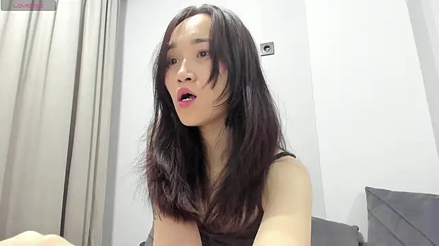 Snapshot of aenie chatting on 01/12/25, 03:46 aenie online show from 01/12/25, 03:46