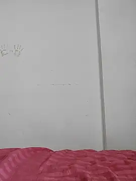 Snapshot of Punekarmanoj97 chatting on 11/29/25, 09:12 Punekarmanoj97 online show from 11/29/25, 09:12