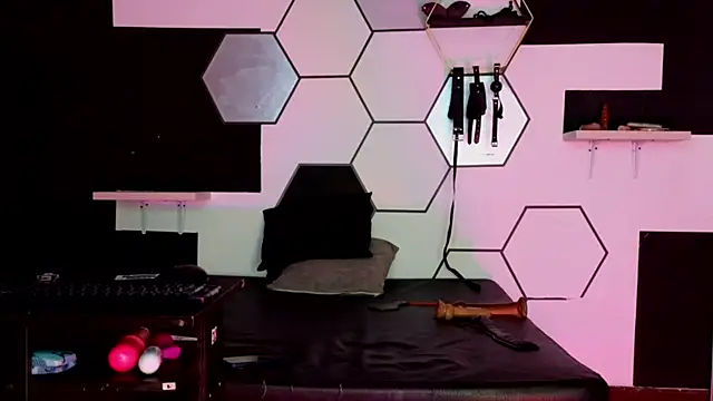 haileycat online show from 02/22/25, 03:56