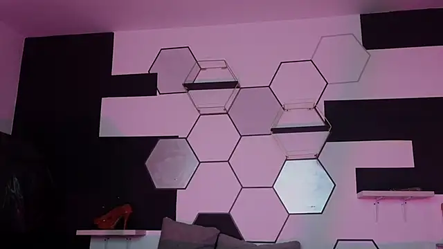 haileycat online show from 02/23/25, 05:12